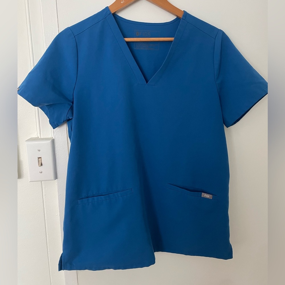 Figs Scrub Top